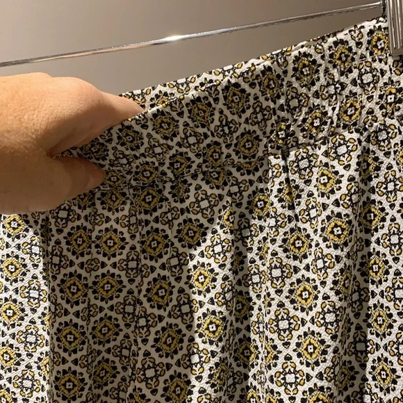 Max Studio designed pants🫶🏻 - Picture 6 of 8